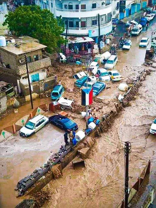 شاهد صور وفيديوهات للكارثة التي وقعت صباح اليوم في عدن