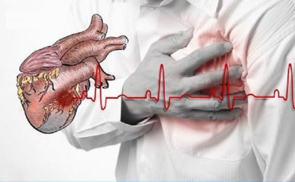 إحداها تُصيب بـ«نوبة قلبية».. 6 عادات خاطئة تجنب فعلها بعد الأكل مباشرة