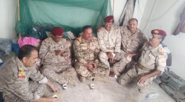 تفاصيل نجاح وساطة عسكرية لنزع فتيل التوتر والحرب بين الشرعية والانتقالي