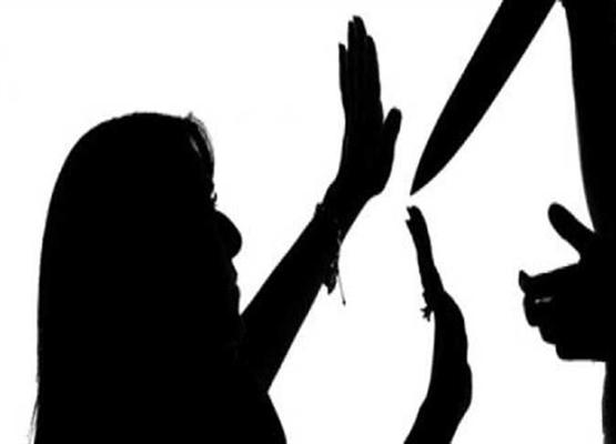 اليمن: امرأة مسنة قاومة السارق فقلتها طعنا وسرق مجوهراتها