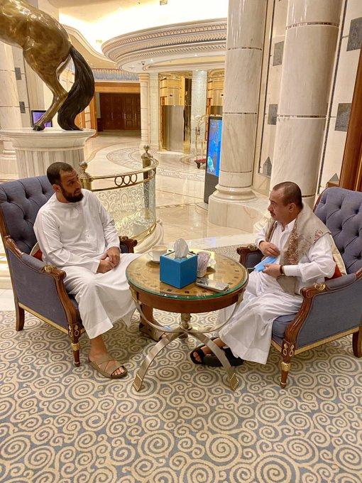 هاني بن بريك يلتقي بقيادي مؤتمري وهذا ما قاله ! (صورة)