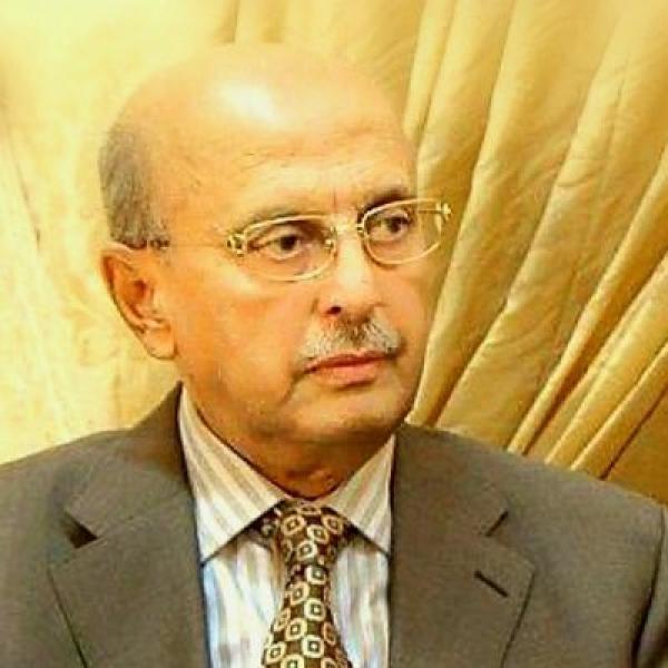 القربي في تصريح جديد.. لا مخرج لليمن إلا بالتخلي عن هذه الأشياء 