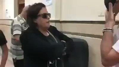 تحرك مصري بعد قيام امرأة تدعى انها مستشارة بالأمم المتحدة بإهانة ضابط شرطة (فيديو)