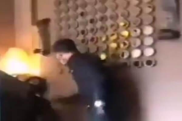مقطع فيديو عامل اجنبي يتطاول على زميلته السعودية يشهد رواجا على مواقع التواصل الاجتماعي 