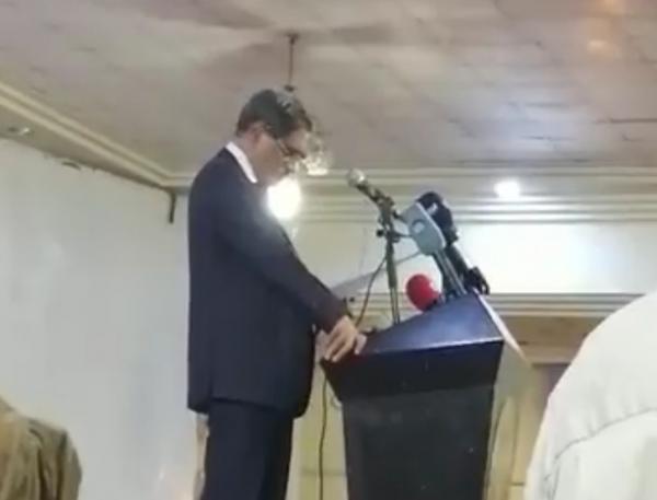 محافظ حضرموت: يهدد بوقف تصدير النفط عبر موانئ المحافظة !