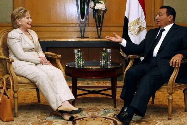 رسائل كلينتون السرية تكشف تفاصيل لأول مرة عن ثورة يناير في مصر وكيف تعاملت أمريكا مع مبارك والاخوان