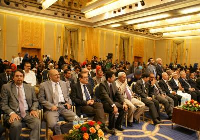 وزير التعليم العالي يدعو للتعامل مع الجامعات باعتبارها عقل المجتمع وبيت خبرة في مختلف المجالات