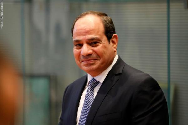 أول رئيس عربي يفعلها.. السيسي يهنىء بايدن بالفوز بالرئاسة