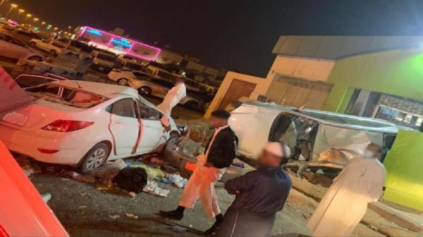 حادث تصادم مروع بين عدد من المركبات بالرياض