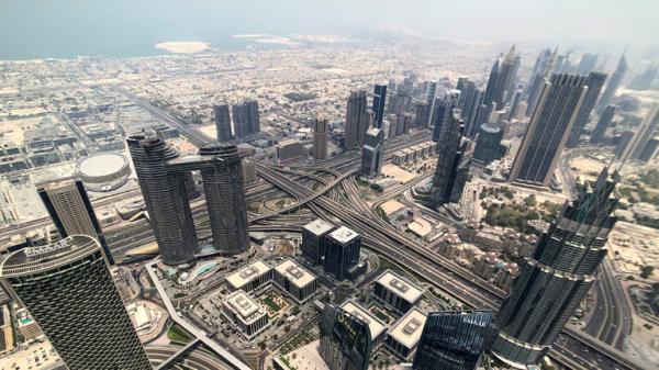 الإمارات تمنح "الإقامة الذهبية" لعشر سنوات لهذه الفئات !