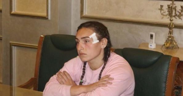 ضرب مبرح للاعبة مصارعة نسائية من مدرب المنتخب المصري ونجله