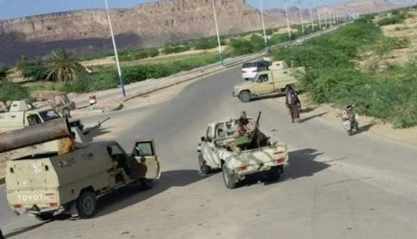 اليافعي يتسائل: من المسؤول عن سقوط معسكر ماس بمأرب؟