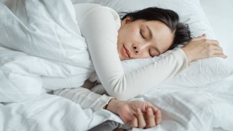تعرف على ساعات النوم المثالية للتمتع بصحة جيدة
