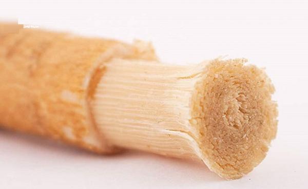 طبيب يكشف عن 10 فوائد للسواك