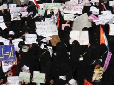  المرأة اليمنية.. القوة الناعمة للثورة اليمنية 