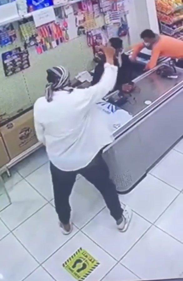 السلطات السعودية تطيح بأفراد عصابة دهسوا رجل امن وتمادوا بالسلب والنهب