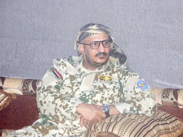 فيديو: طارق صالح في ظهور جديد يلتقي بوفد قافلة الساحل لمأرب ويكشف معلومات جديدة !