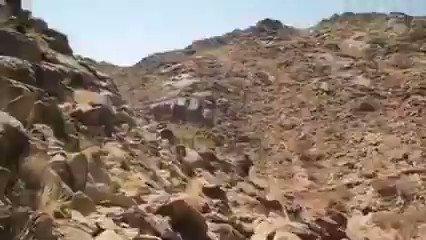 شاهد فيديو ضراوة المعارك من نقطة الصفر في جبال البلق بمأرب !