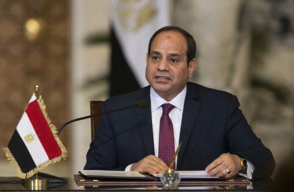 هدية الرئيس السيسي لعامل الدليفري 