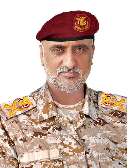 وزارة دفاع الشرعية تنعى قائد عسكري كبير قتل في معارك الجوف