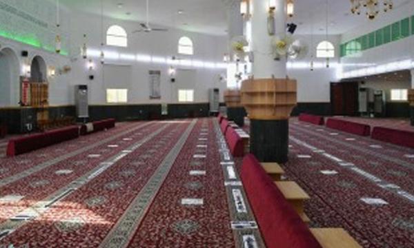 السعودية تعلن إغلاق 22 مسجداً في 9 مناطق