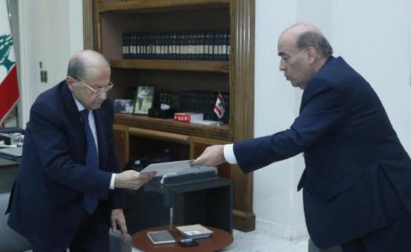 رئيس لبنان يستقبل شربل وهبه، ويكلف وزيرة الدفاع بتولي حقيبة الخارجية