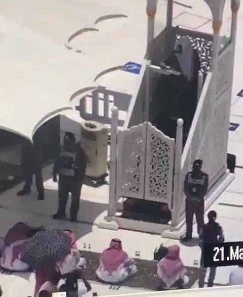الكشف عن سبب محاولة اقتحام منبر الحرم يوم أمس الجمعة