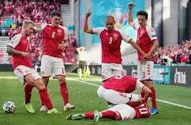 تفاصيل حالة اللاعب كريستيان إريكسن الصحية يرويها طبيب منتخب الدنمارك