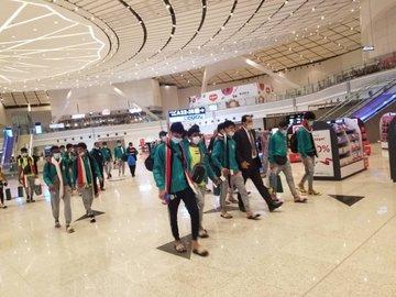 المنتخب اليمني للناشئين يصل إلى الدوحة لحضور نهائي كأس العرب