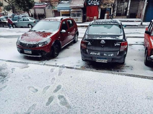 في مشهد فريد.. الإسكندرية تكتسي باللون الأبيض، ورفع درجة الاستعداد والطوارئ في المدينة