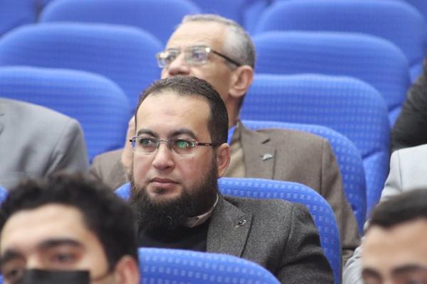وفاة طبيب القلب المصري وائل عرفة بأزمة قلبية خلال مؤتمر تصلب الشرايين.. وما حدث كان صادماًَ
