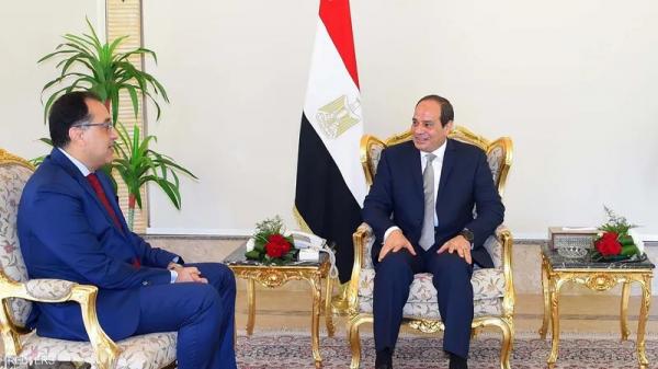 السيسي يأمر برفع الحد الأدنى للأجور ويقر علاوات وحوافز