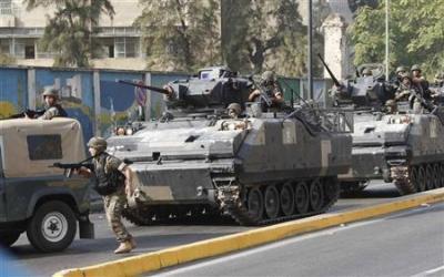اشتباكات بين مسلحين وجنود لبنانيين في امتداد للعنف السوري ومقتل 7 أشخاص