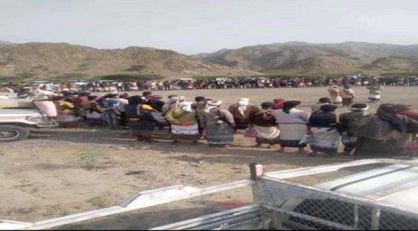 حشد قبلي كبير في يافع عقب محاولة اغتيال أحد مشايخها