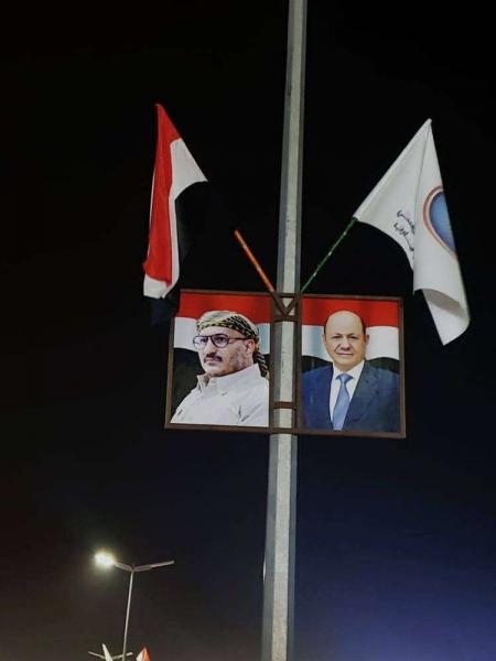 لأول مرة: رفع صور العميد طارق صالح في مأرب