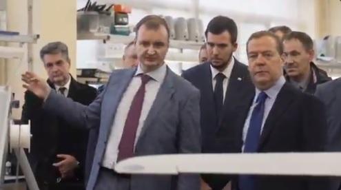 مدفيديف: أثبتت الطائرات بدون طيار فعاليتها في الصراعات الحديثة