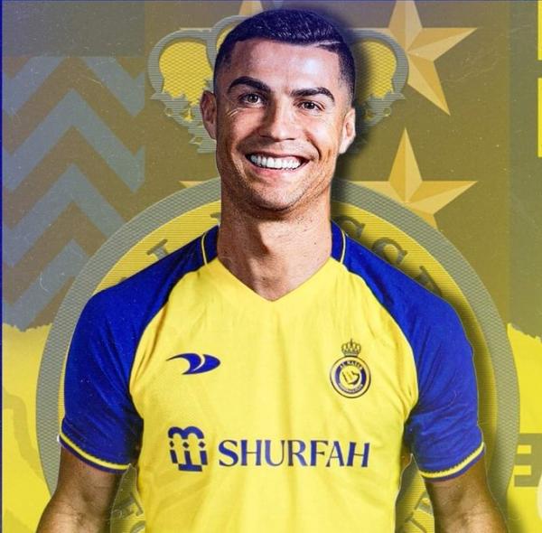 رونالدو يعلن موافقته على اللعب في فريق نادي النصر السعودي