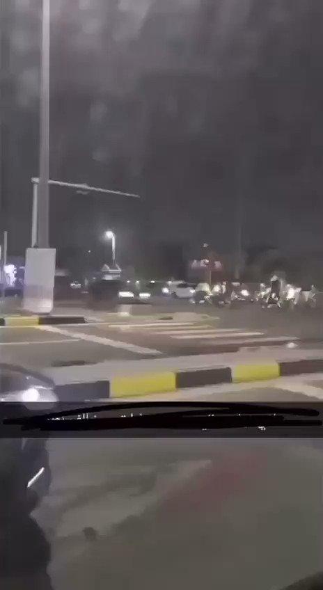 حادث مروري في منطقة الشرقية بالمملكة اثر تجاوز عدد من الدراجات الآلية إشارة المرور
