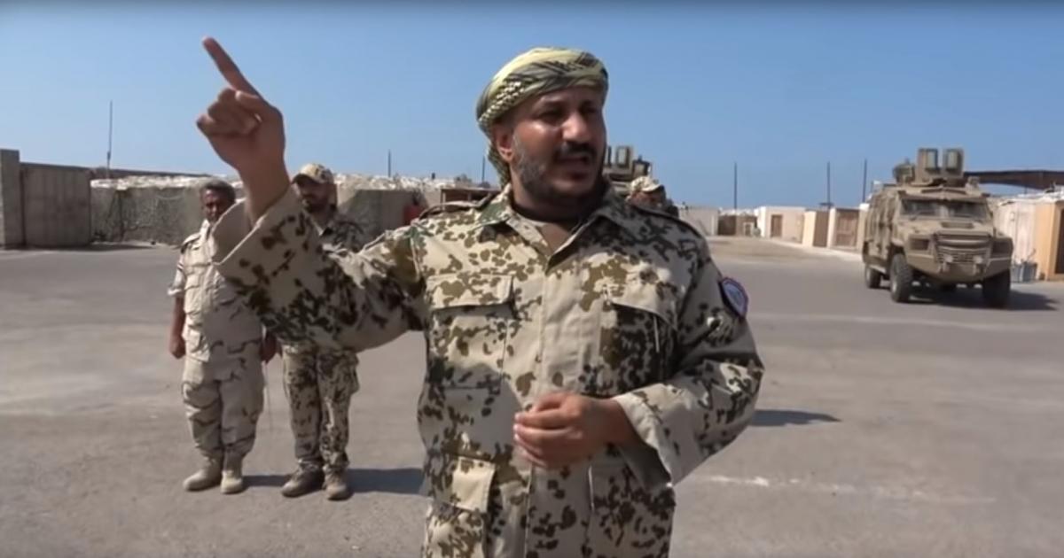 طارق صالح يجري اتصالات بالمخلافي ورئيس هيئة الأركان