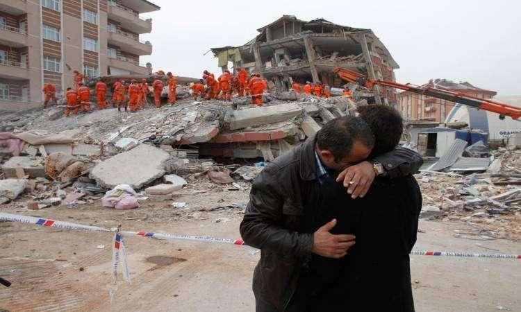 السفارة اليمنية في تركيا تنعى ضحايا جدد للزلزال المدمر
