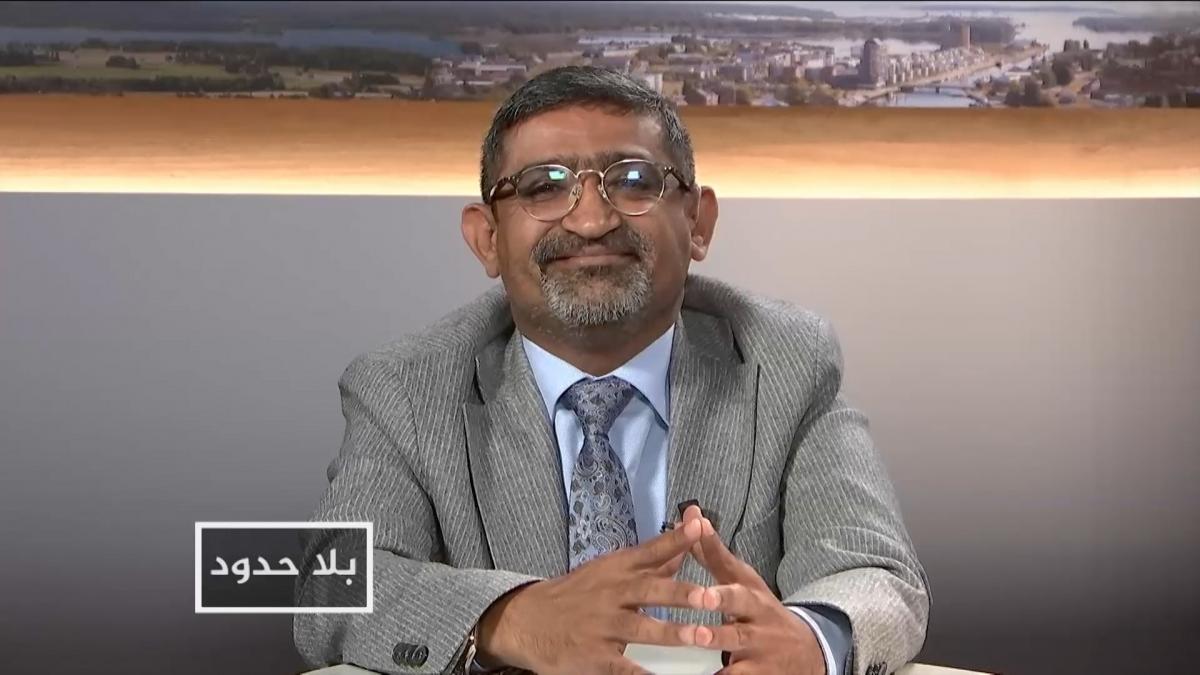 الدكتور عصام شريم يزور المخا والخوخة ويغير رأيه تجاه ما رأه هناك 