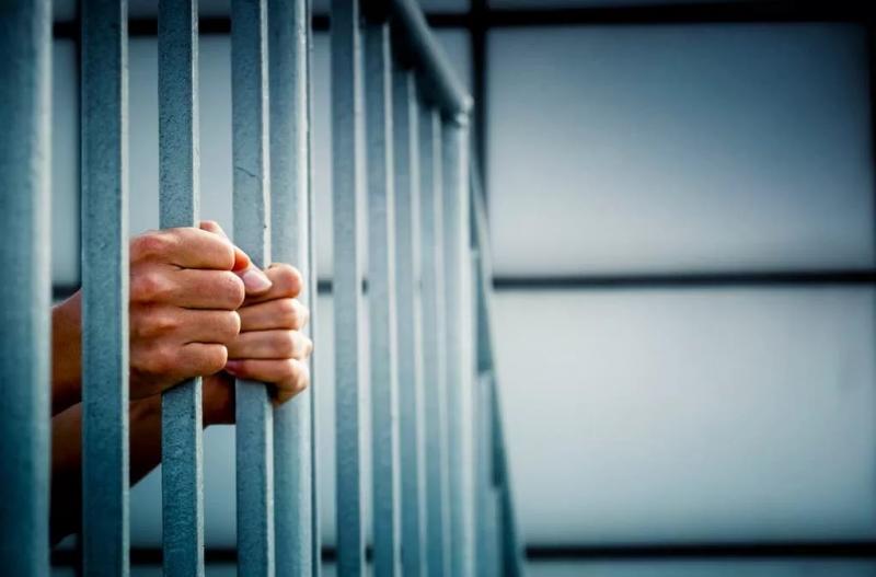 محكمة أردنية تحكم على زوجين بالمؤبد لقتلهما طفلهما بالتبني بوحشية
