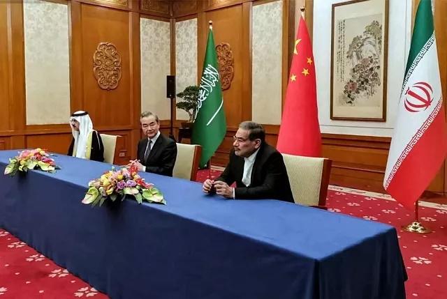 صحيفة أمريكية: إيران توافق على وقف تسليح الحوثيين في إطار الاتفاق مع السعودية