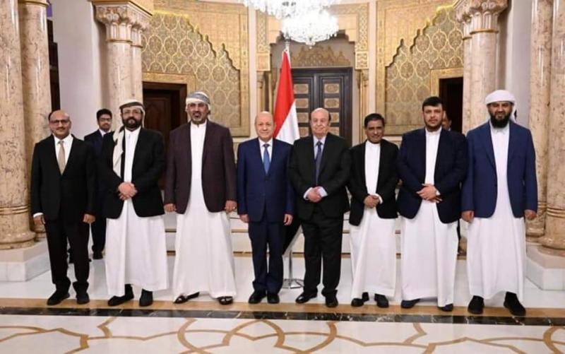 شاهد الصورة الأشهر الذي تم تداولها أمس بصورة واسعة باليمن