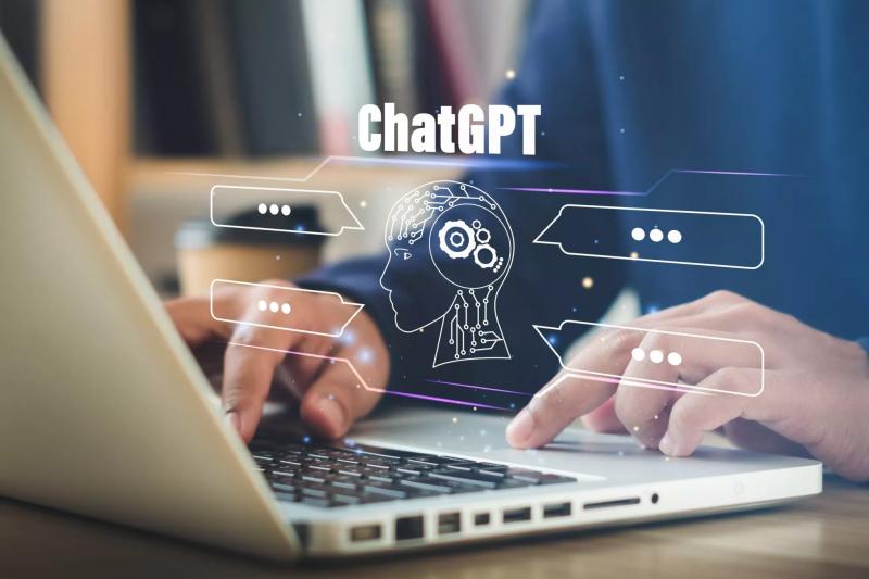 شات CHATGPT يعود مجدداً إلى العمل بعد تطويره