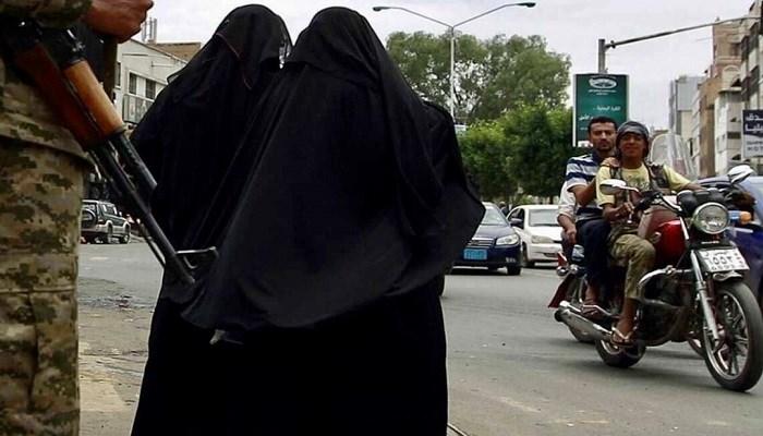 محافظة ذمار تشهد جريمة جديدة بحق امرأة في شارع رئيسي