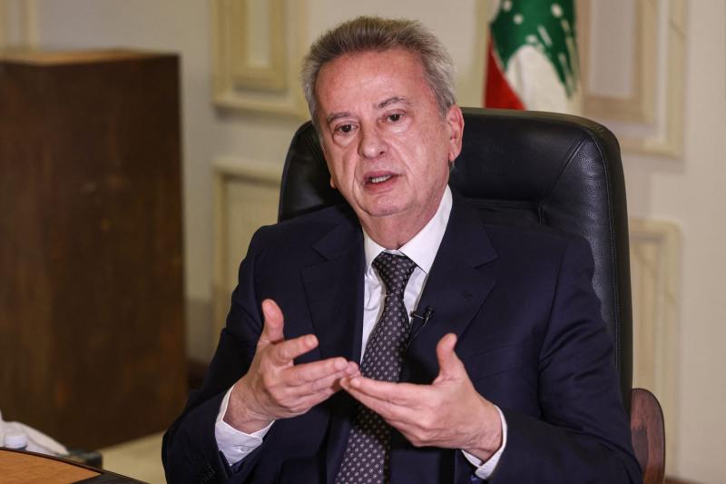 مذكرة إعتقال فرنسية بحق حاكم مصرف لبنان بتهم الاحتيال.. تفاصيل