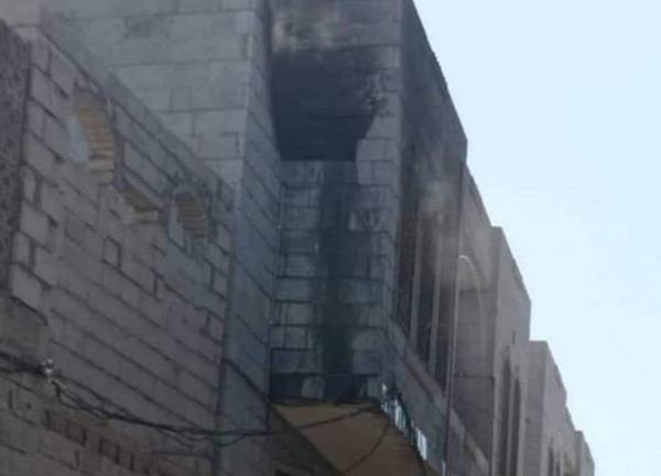 مصادر طبية تتحدث عن حريق مفتعل في مستشفى السلخانة بالحالي