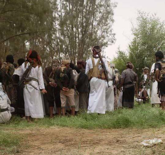 وساطة قبلية تتدخل بقوة لإنهاء اشتباكات بالأسلحة الثقيلة في مأرب