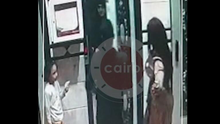 كاميرا مراقبة تكشف سبب القاء القبض على الفنان سعد الصغير وزوجته